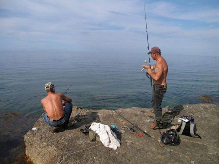 Рыбалка на море: снасти для морской рыбалки, выбор места ловли