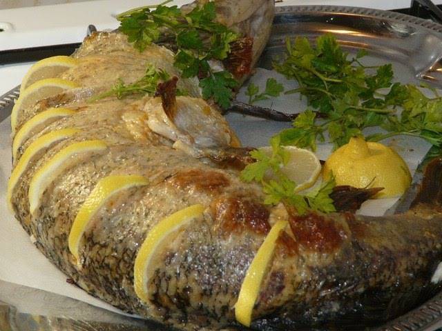 Щука, приготовленная в духовке – фаршированная овощами, грибами и другими продуктами
