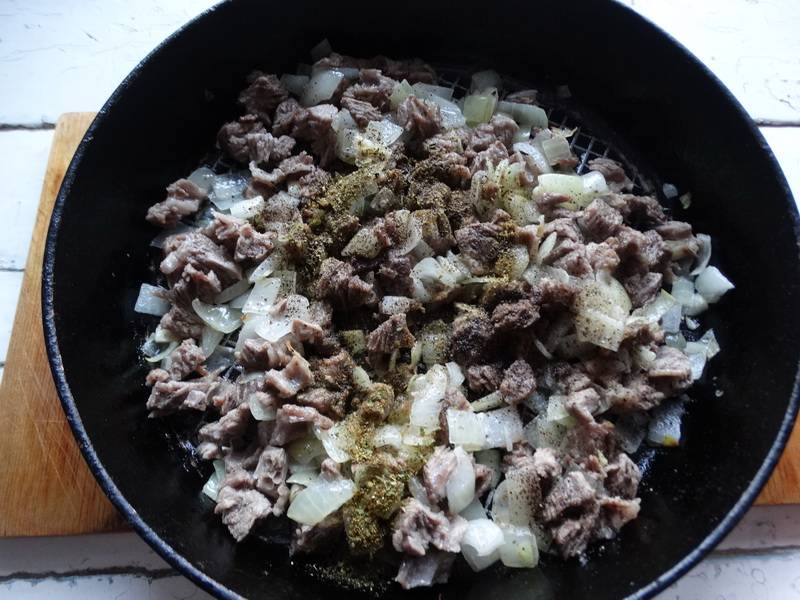 Фаршированные макароны ракушки с салатом