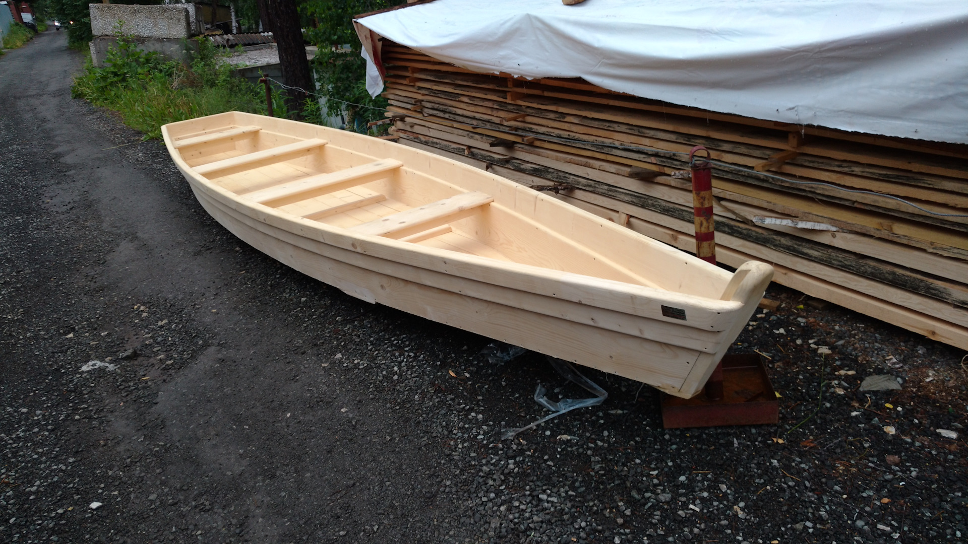 Деревянная лодка своими руками – как своими руками построить лодку из досок, дерева и жести, чертежи