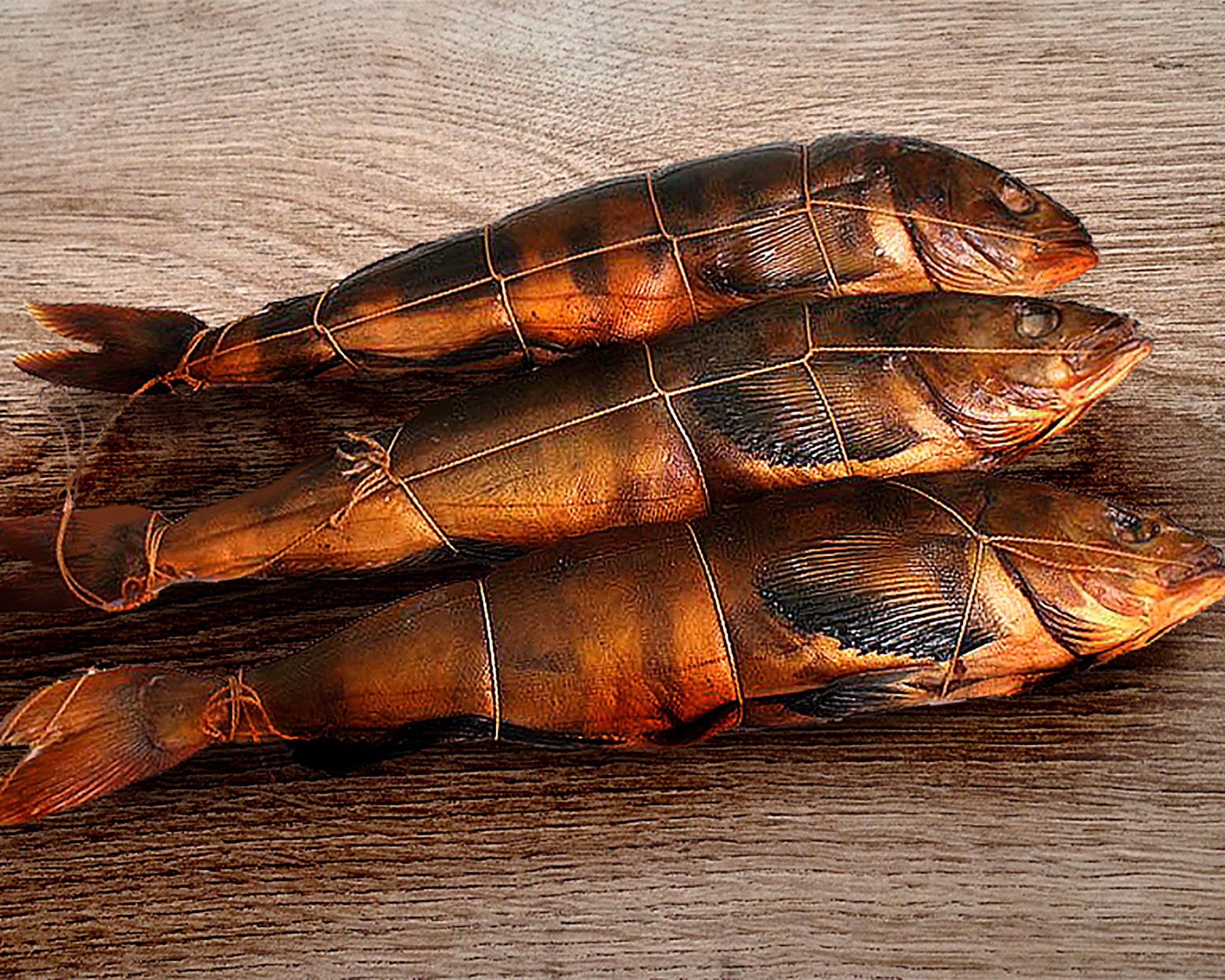 Салат из морского окуня горячего копчения