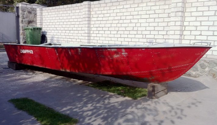«сибирячка» — легкая и маневренная моторная лодка