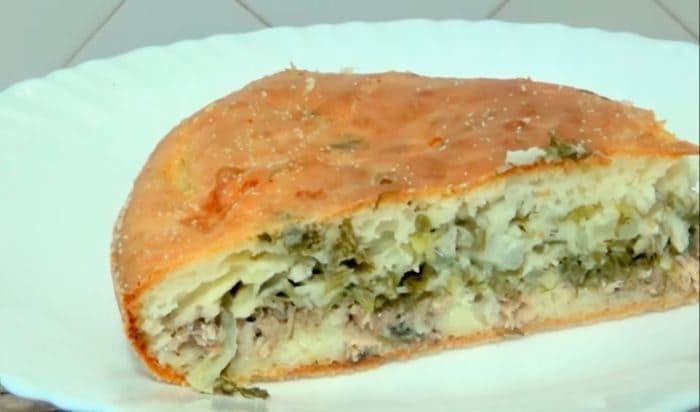 Заливной пирог с рыбными консервами — быстро и вкусно