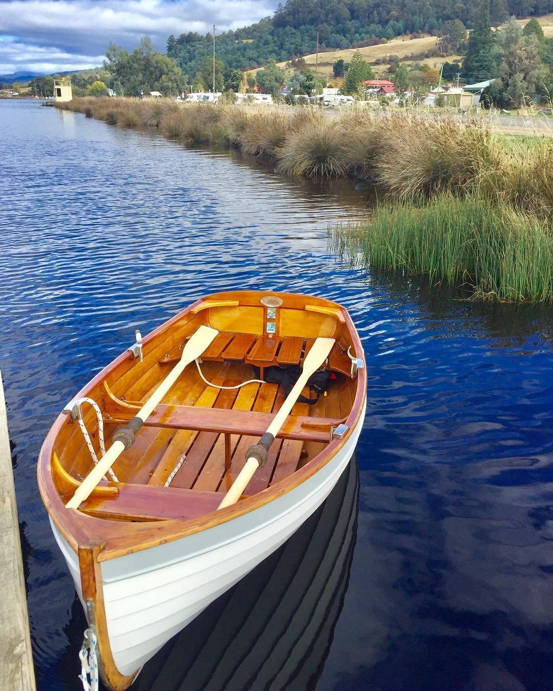 Чем хороши деревянные лодки – рыбалка онлайн