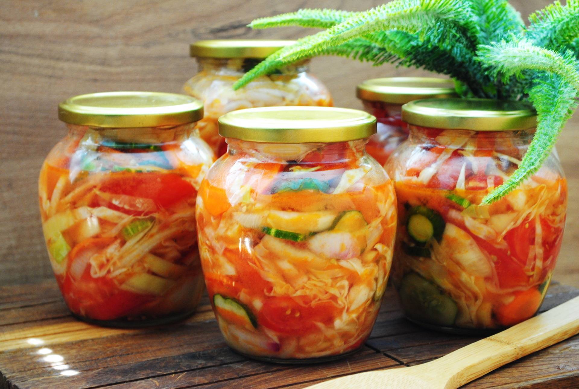 Салат с рисом на зиму: самые вкусные рецепты "пальчики оближешь"