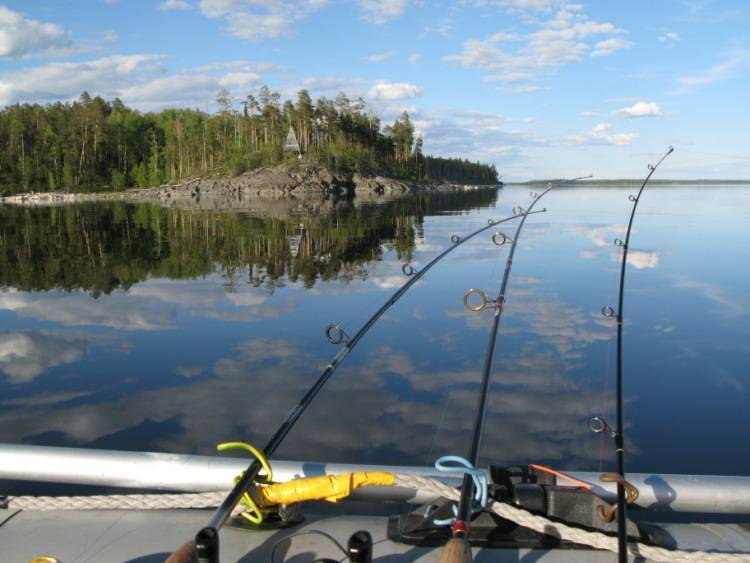Платная рыбалка в карелии: рыболовные туры и базы отдыха в карелии на озерах и реках