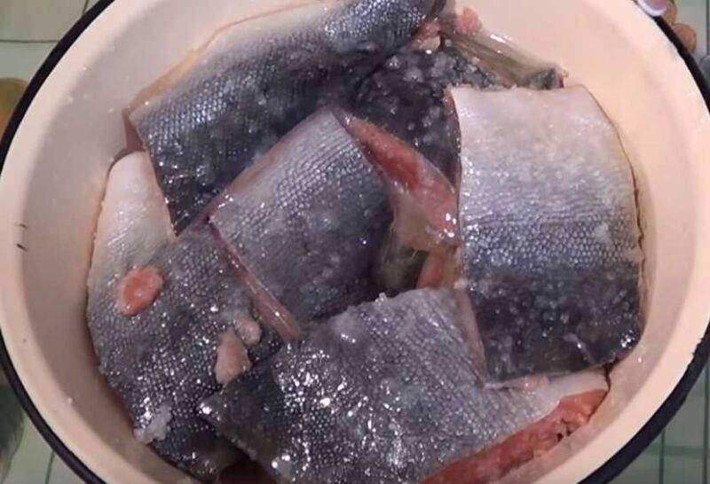 Вкуснейший маринованный карп в домашних условиях