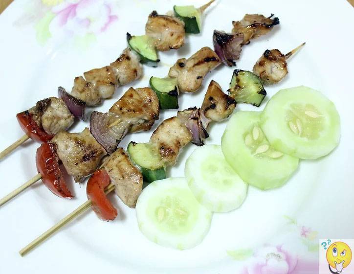Шашлык из толстолобика на мангале: как мариновать и приготовить, рецепты